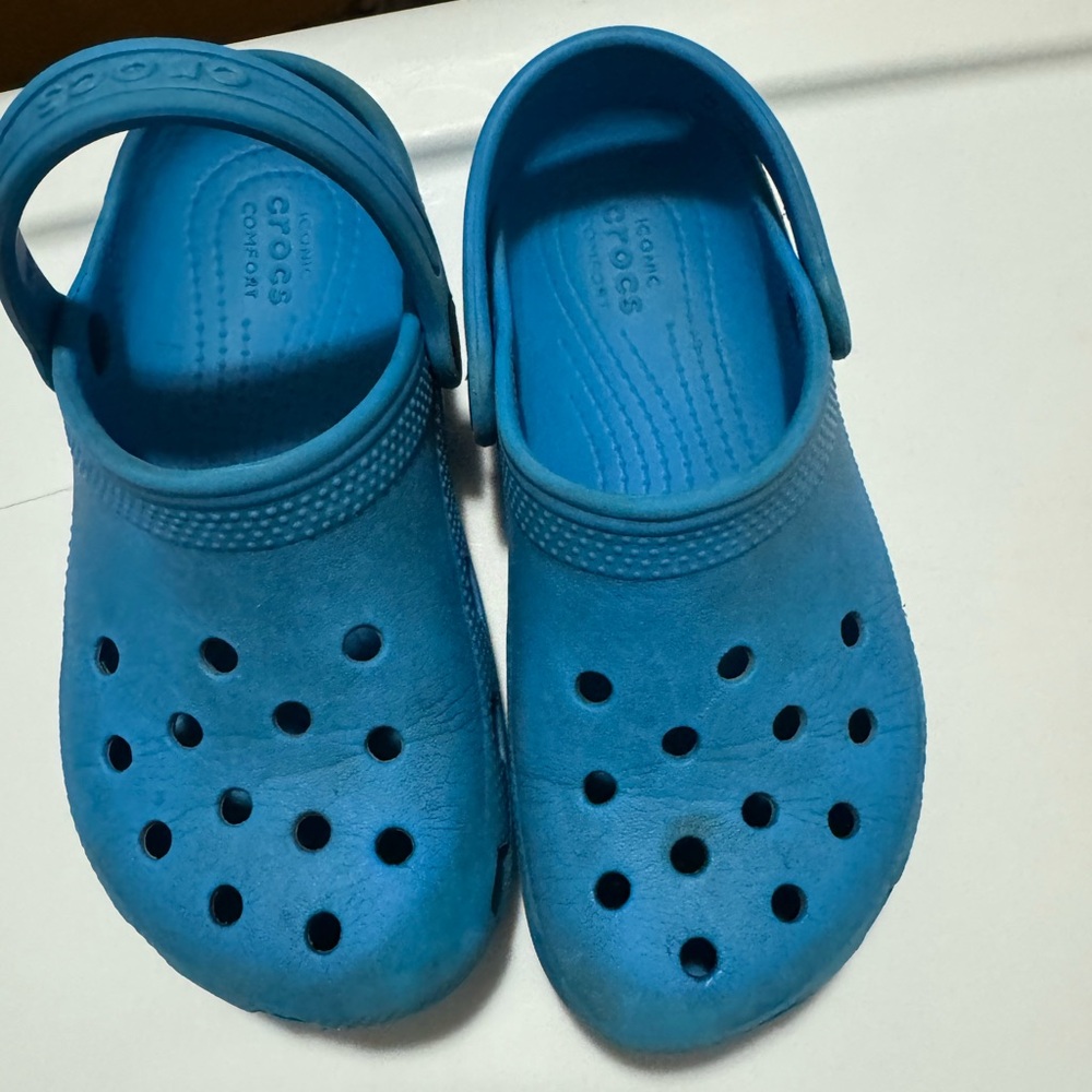 Crocs
